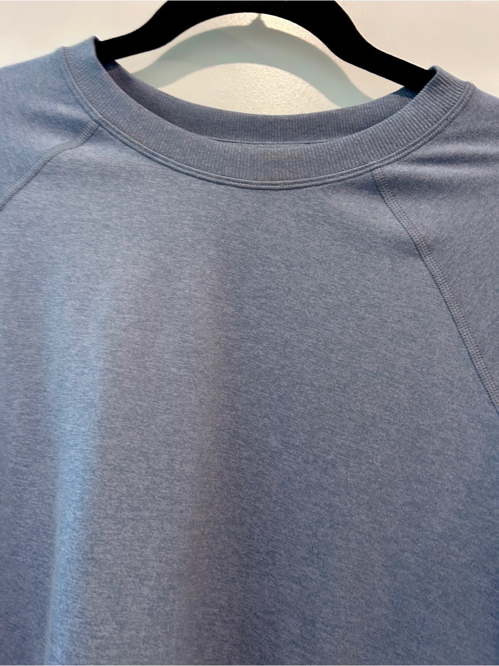 Vuori Halo Crew Top Women’s Pullover Long Sleeve Blue - Picture 6 of 10